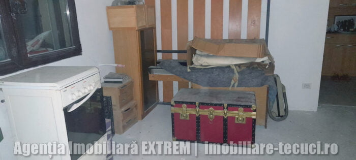Casa 5 camere Lascarov Moldoveanu_Tecuci_bucatarie