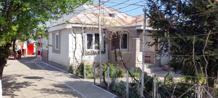 Casa 6 camere _Ivesti_exterior