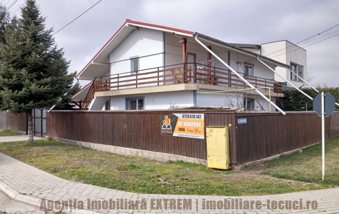 Vila Elegantă cu 4 camere in Tecuci_stradal 2