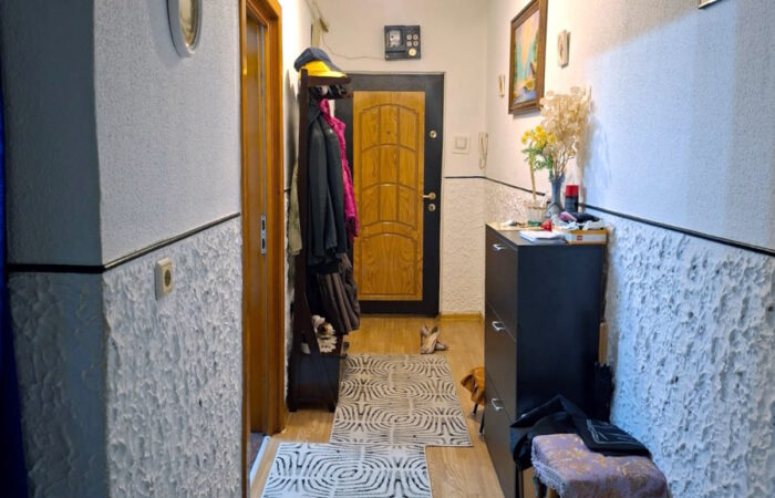 Apartament cu 2 camere 57 mp în Tecuci_hol 11