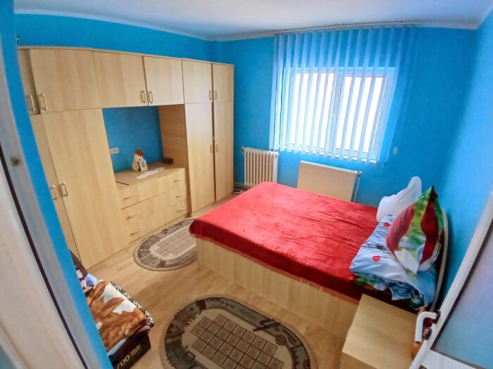 Apartament cu 2 camere 53mp_Tecuci_dormitor